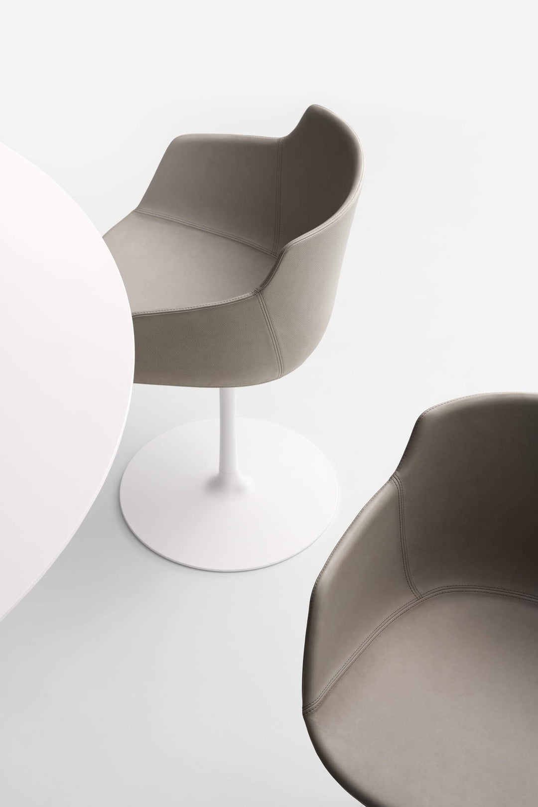 Flow Leather Chair &amp; Armchair v1 Chairs & Armchairs MDF Italia