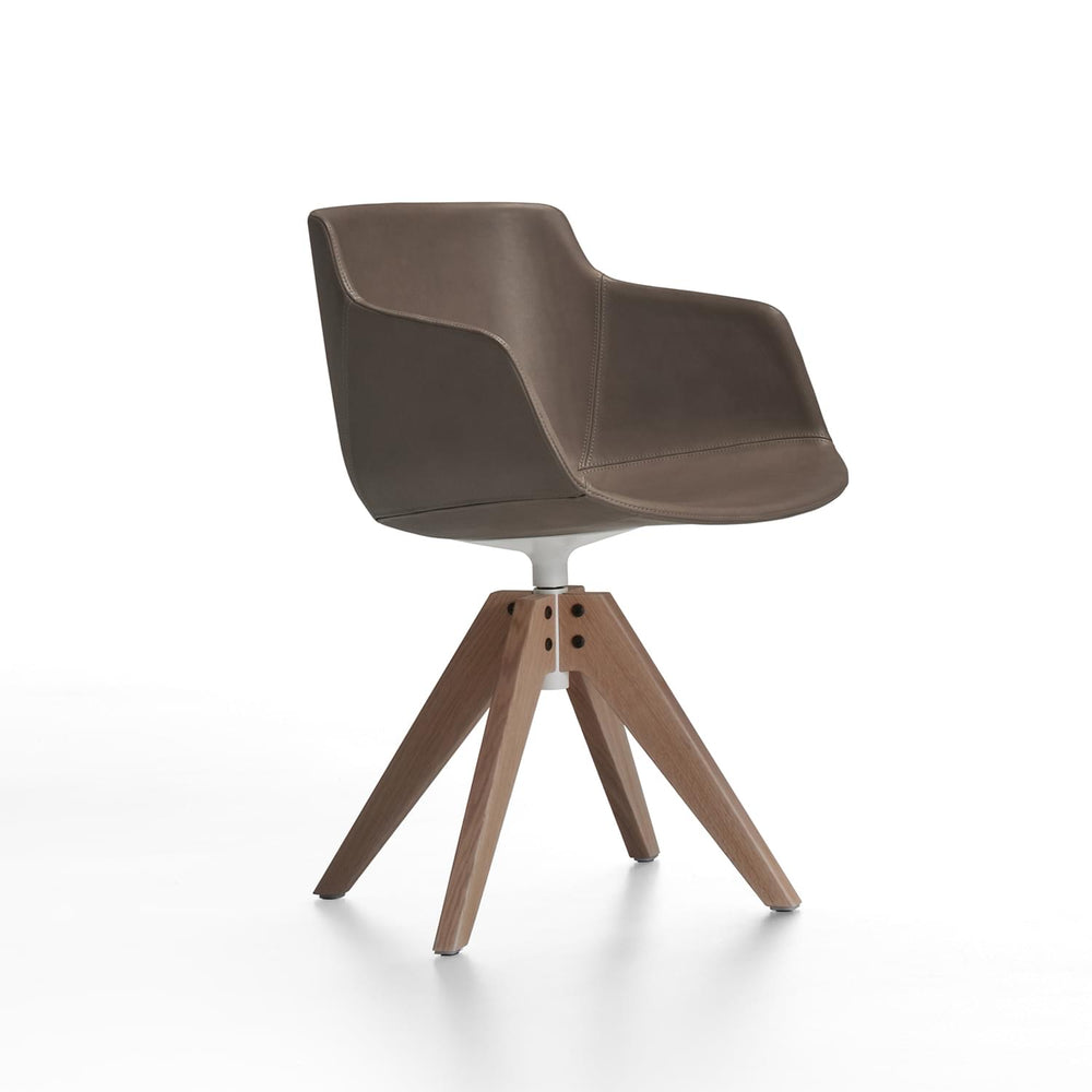 Flow Leather Chair &amp; Armchair v3 Chairs & Armchairs MDF Italia