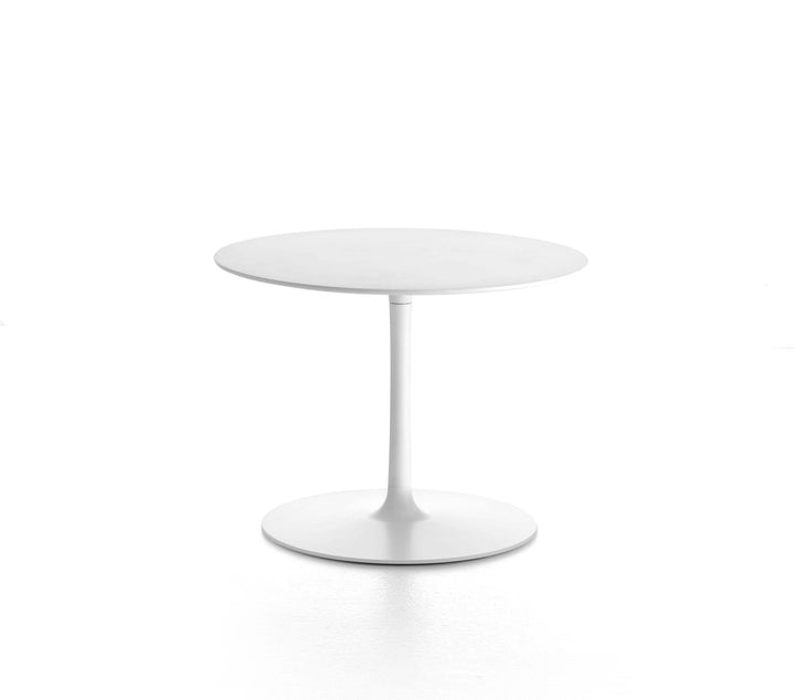 Cas Mdf Flow Nightstand 01