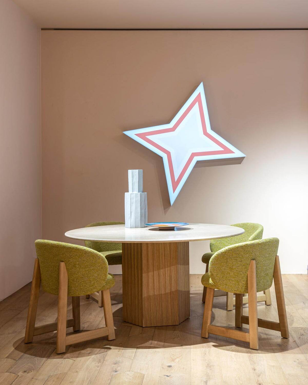 Rows Table v3 Fixed Tables Moroso