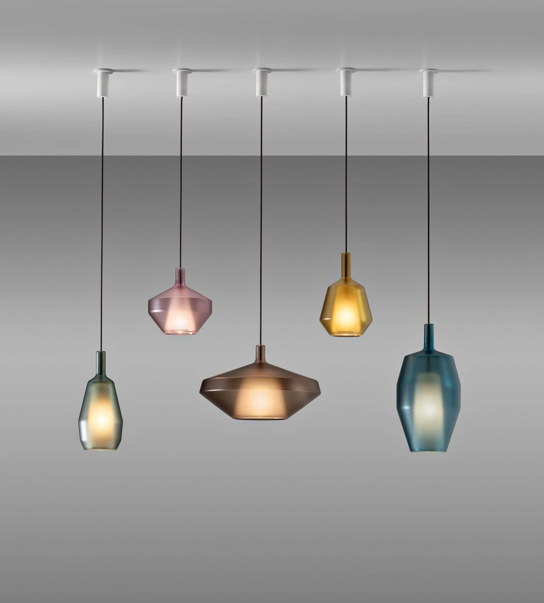 MoM Suspension Lamp v3 Chandeliers & Suspension Lamps Penta
