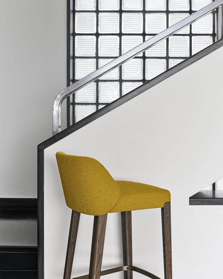 Concha Stool