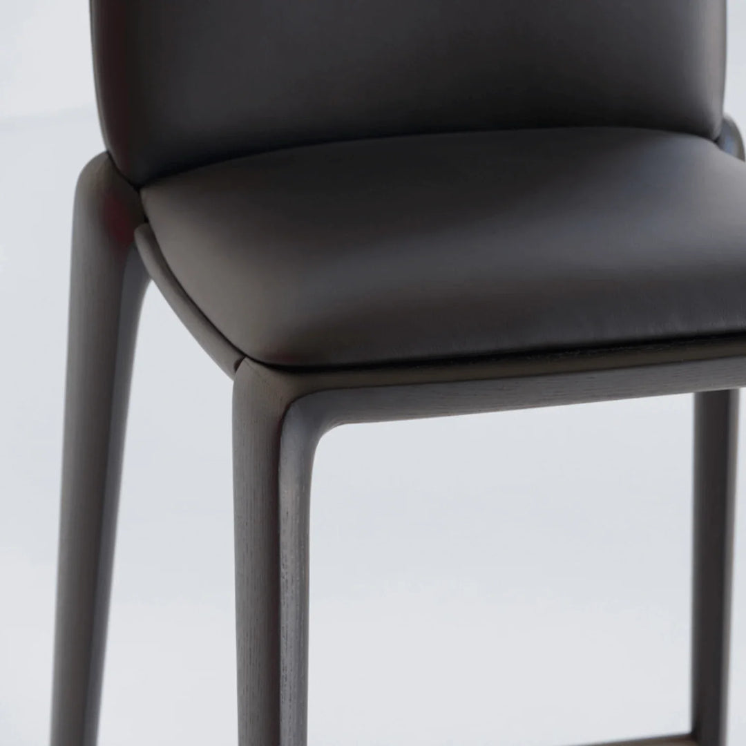 Hiru Stool