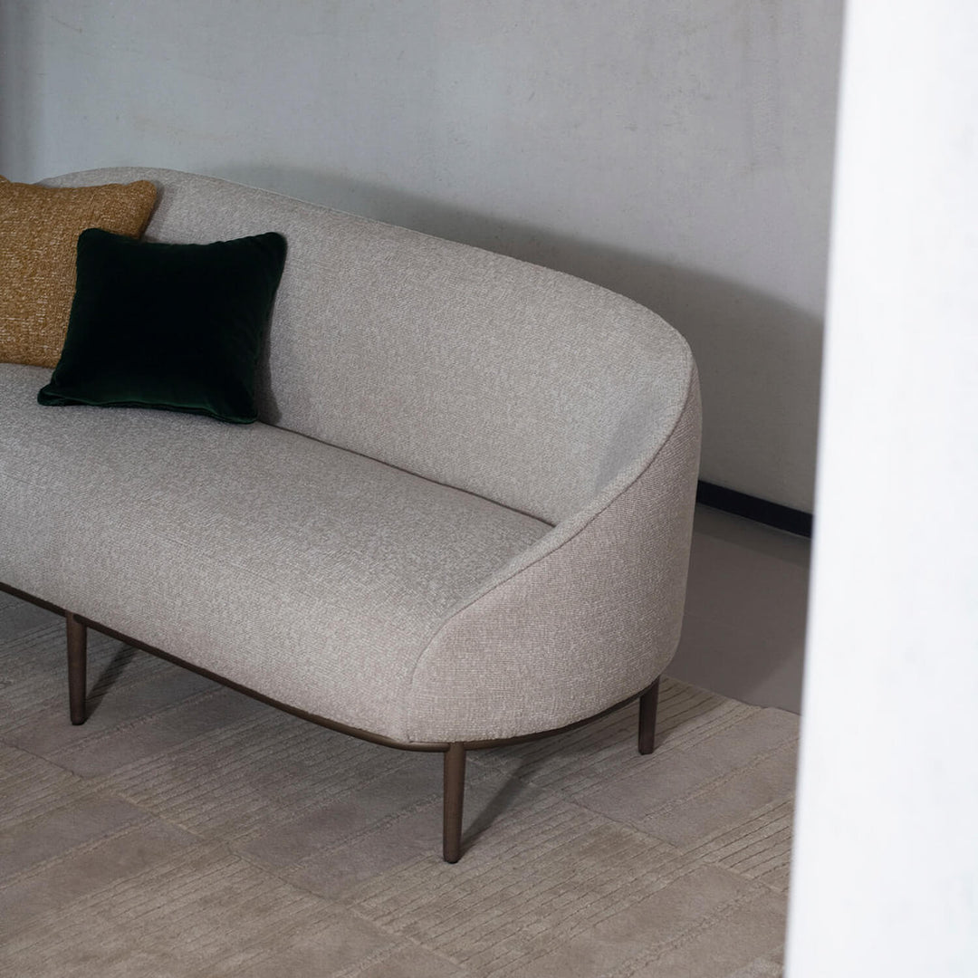 Yoisho Sofa