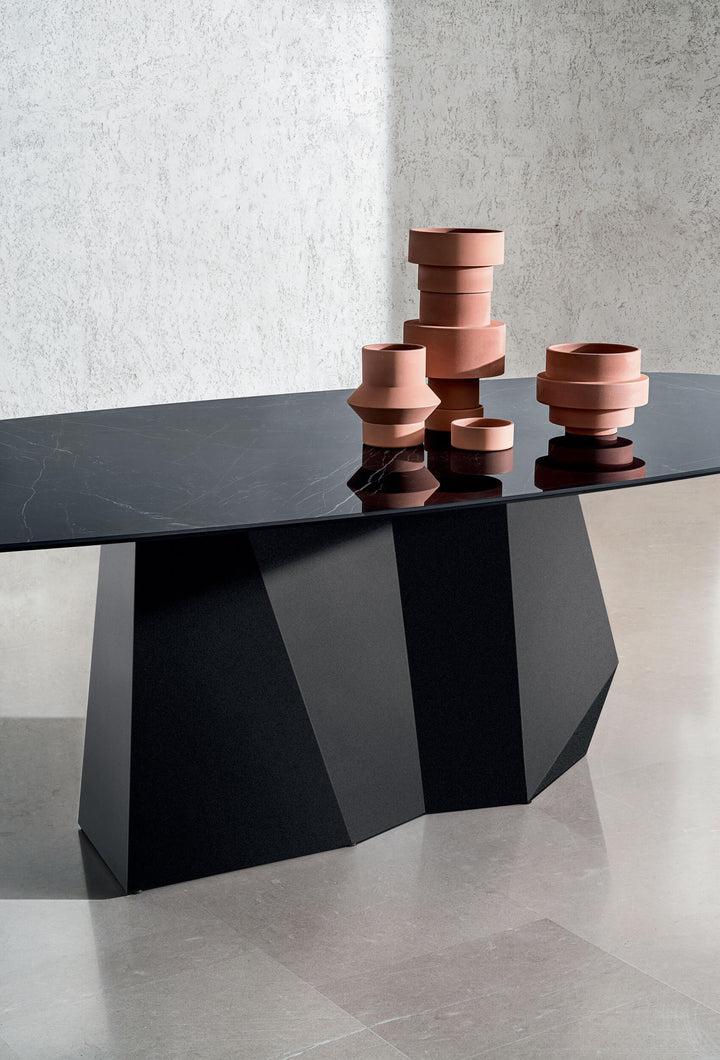 GranDeod Shaped Table Fixed Tables Sovet Italia