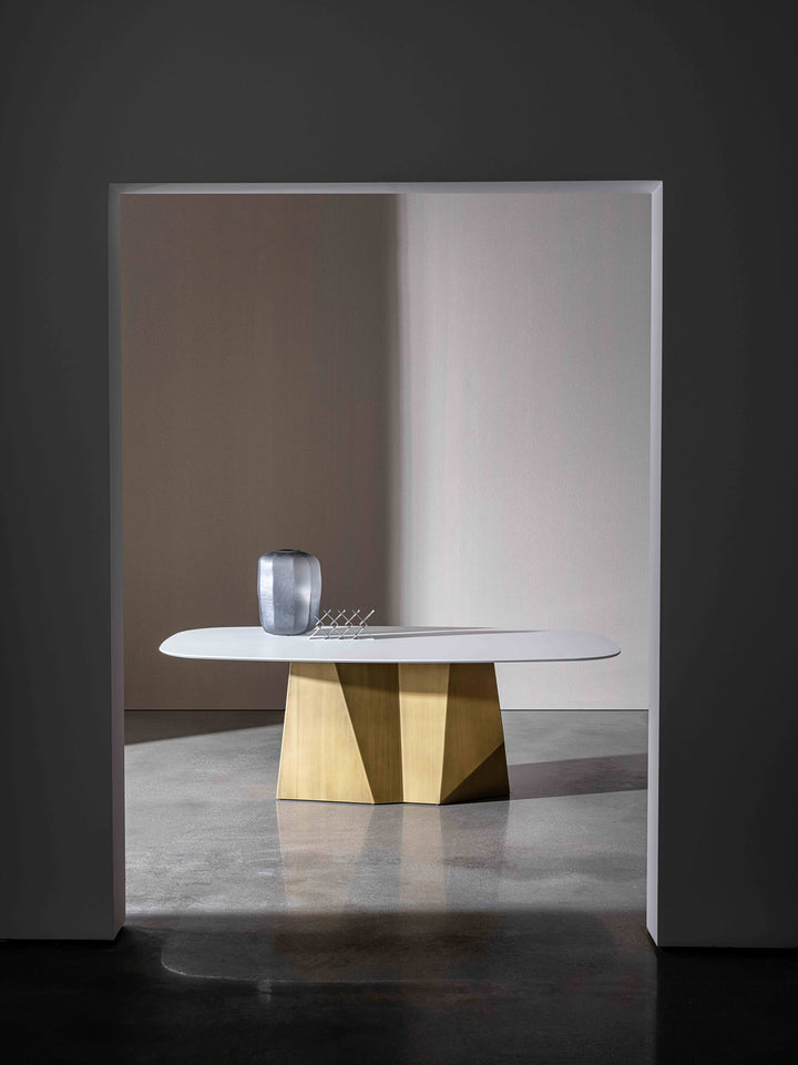 GranDeod Shaped Table Fixed Tables Sovet Italia