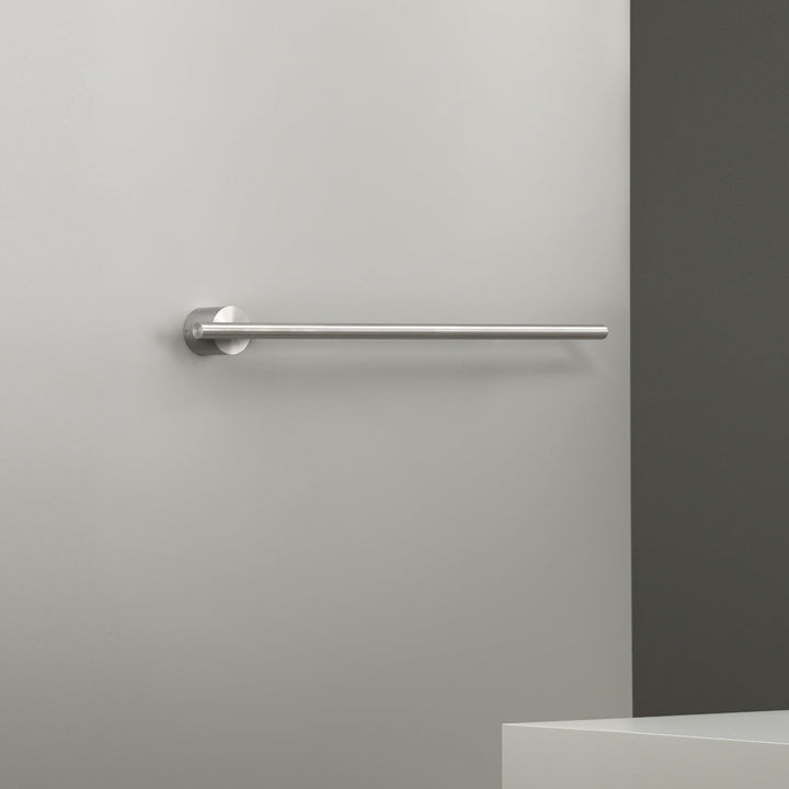 Equilibrio Usa Ca Approved Electric towel warmer L. 1’ - 10 53/64”. Built-in part included