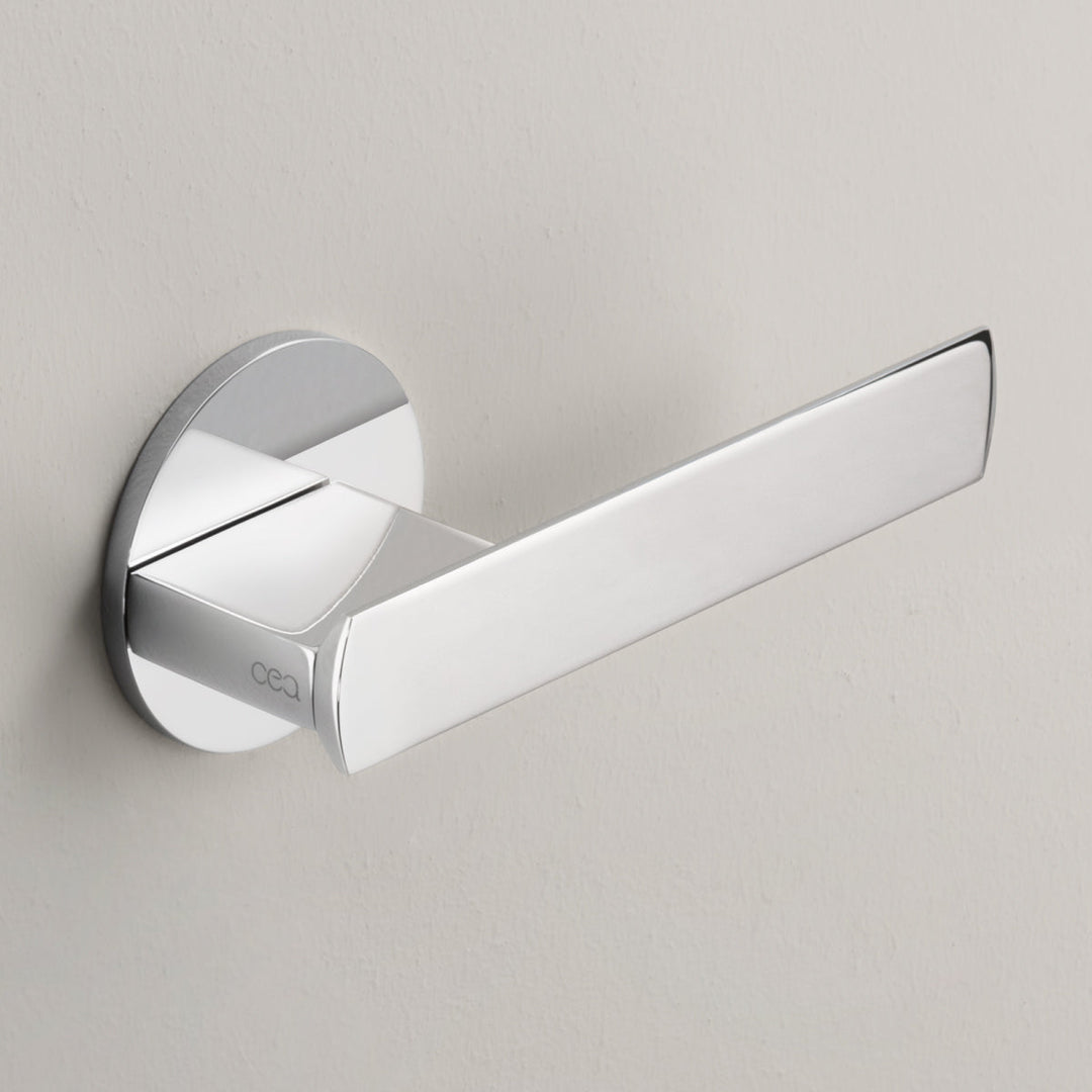 Ayla Wall mounted 2 way diverter