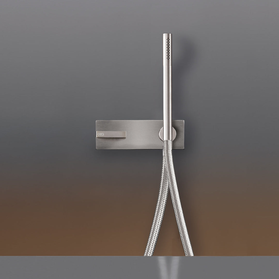 Bar Wall mounted progressive mixer set for bathtub/shower with cylindrical hand shower Ø 18 mm