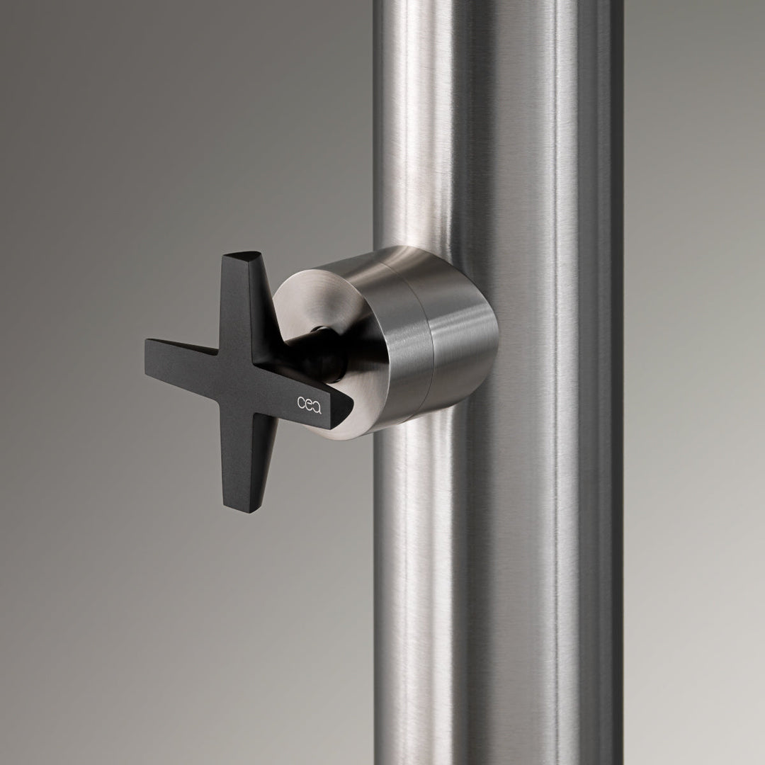 Bold Free-standing outdoor shower in AISI 316L stainless steel. Outlet disk with rain jet in Delrin® black matt, controlled by progressive mixer of CROSS collection in Black Diamond matt finish