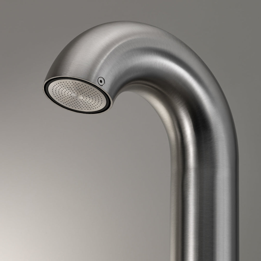 Bold Free-standing outdoor shower in AISI 316L stainless steel. Aerated rain jet controlled by progressive mixer of CROSS collection in Black Diamond matt finish