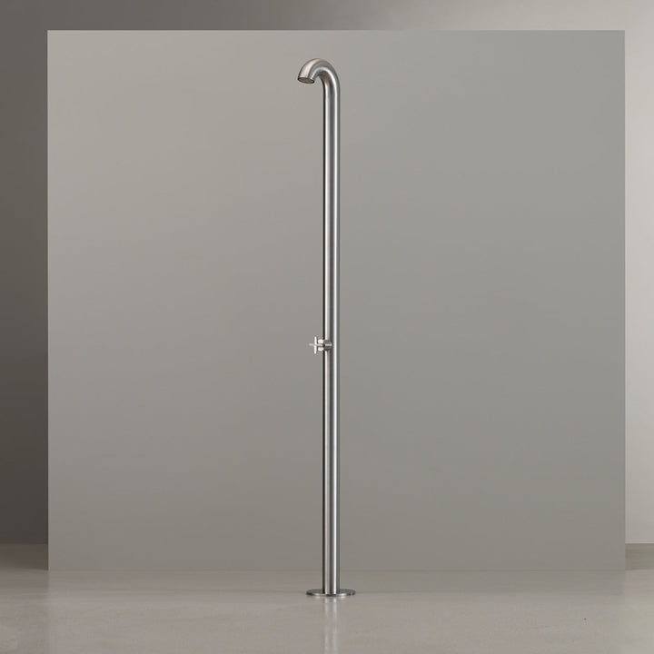 Bold Free-standing outdoor shower in AISI 316L stainless steel. Aerated rain jet controlled by progressive mixer of CROSS collection