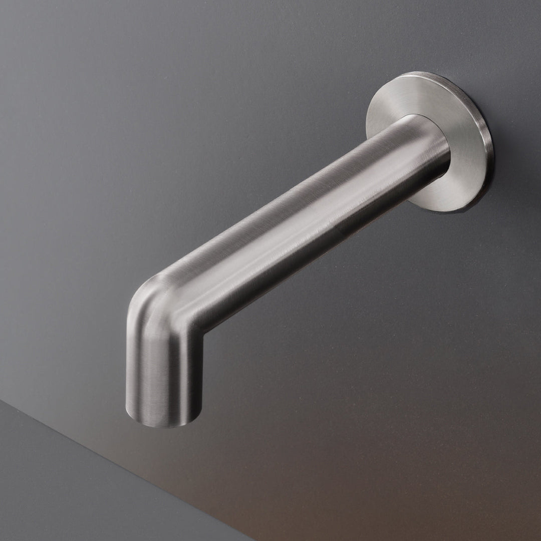 Cartesio Wall mounted spout L. 200 mm