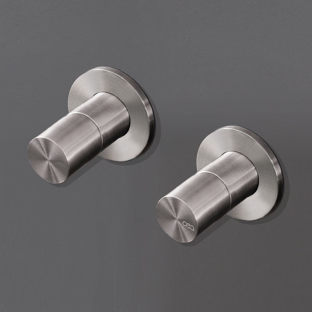 Cartesio Wall mounted set of 2 shut-off mixing valves
