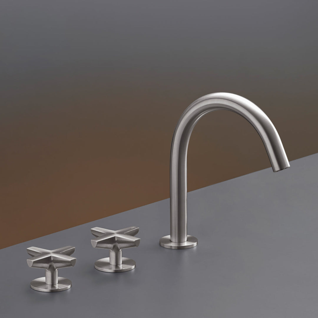 Cross Three-hole mixer with swivelling spout H. 190 mm