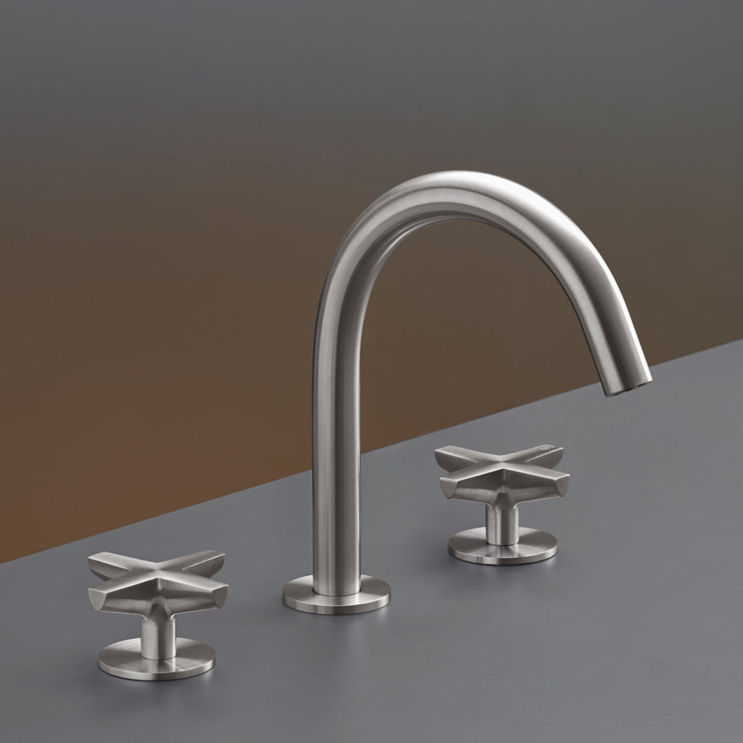 Cross Three-hole mixer with swivelling spout H. 190 mm