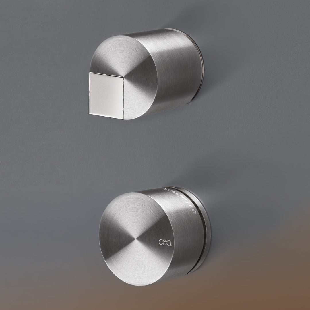 Duet Thermostatic shower mixer set with shut-off valve