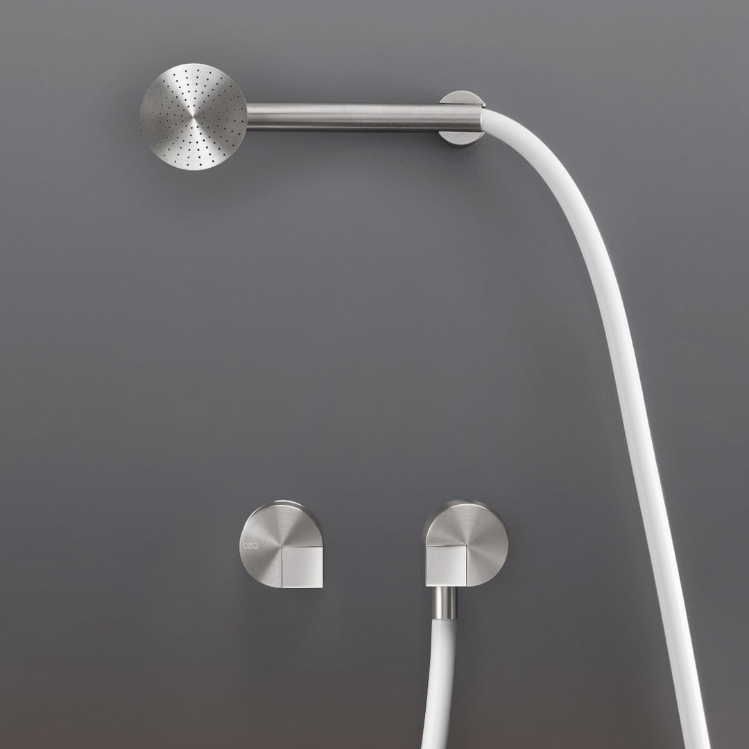 Duet Wall mounted mixer set for bathtub/shower with round hand shower Ø 65 mm