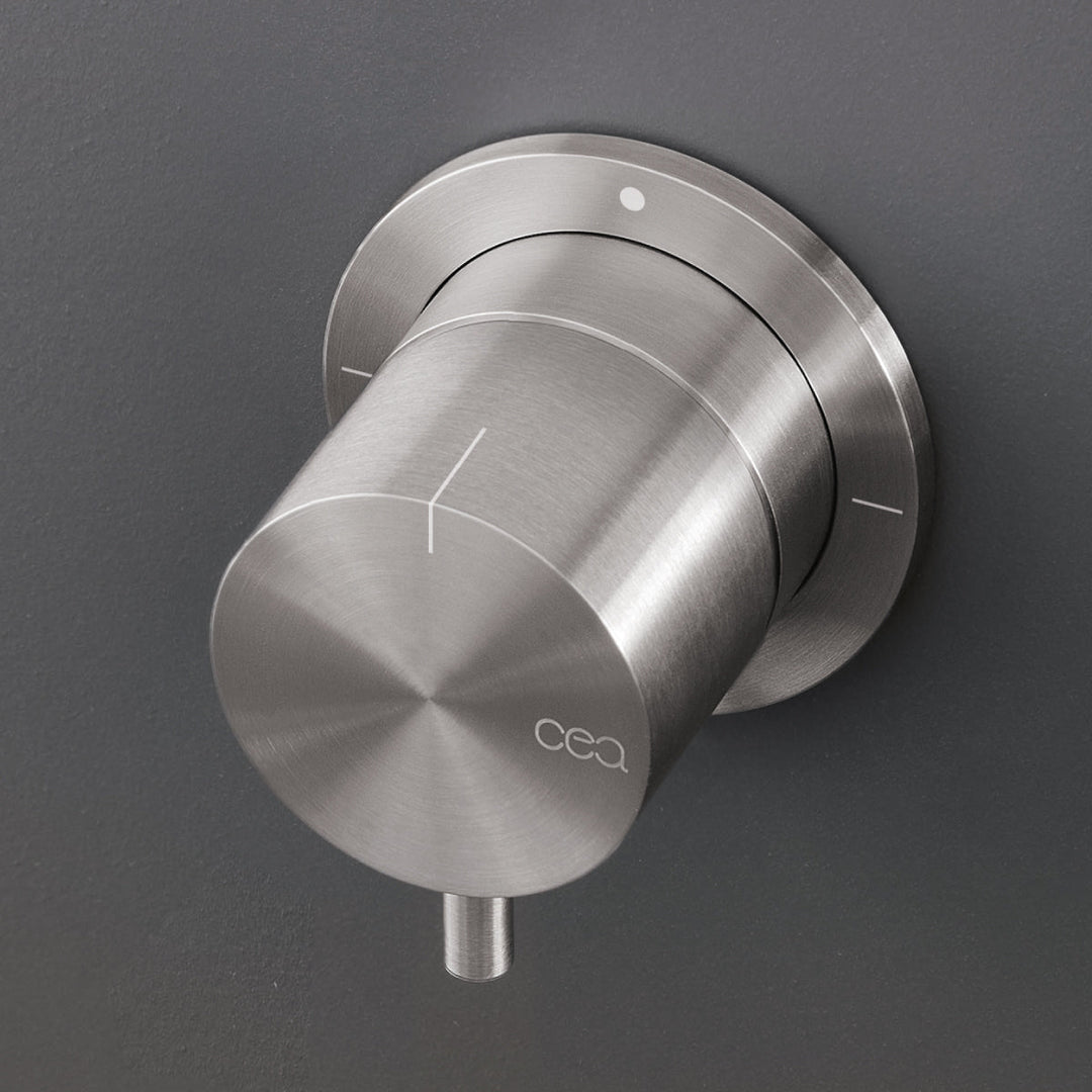 Milo360 Wall mounted 2 way diverter