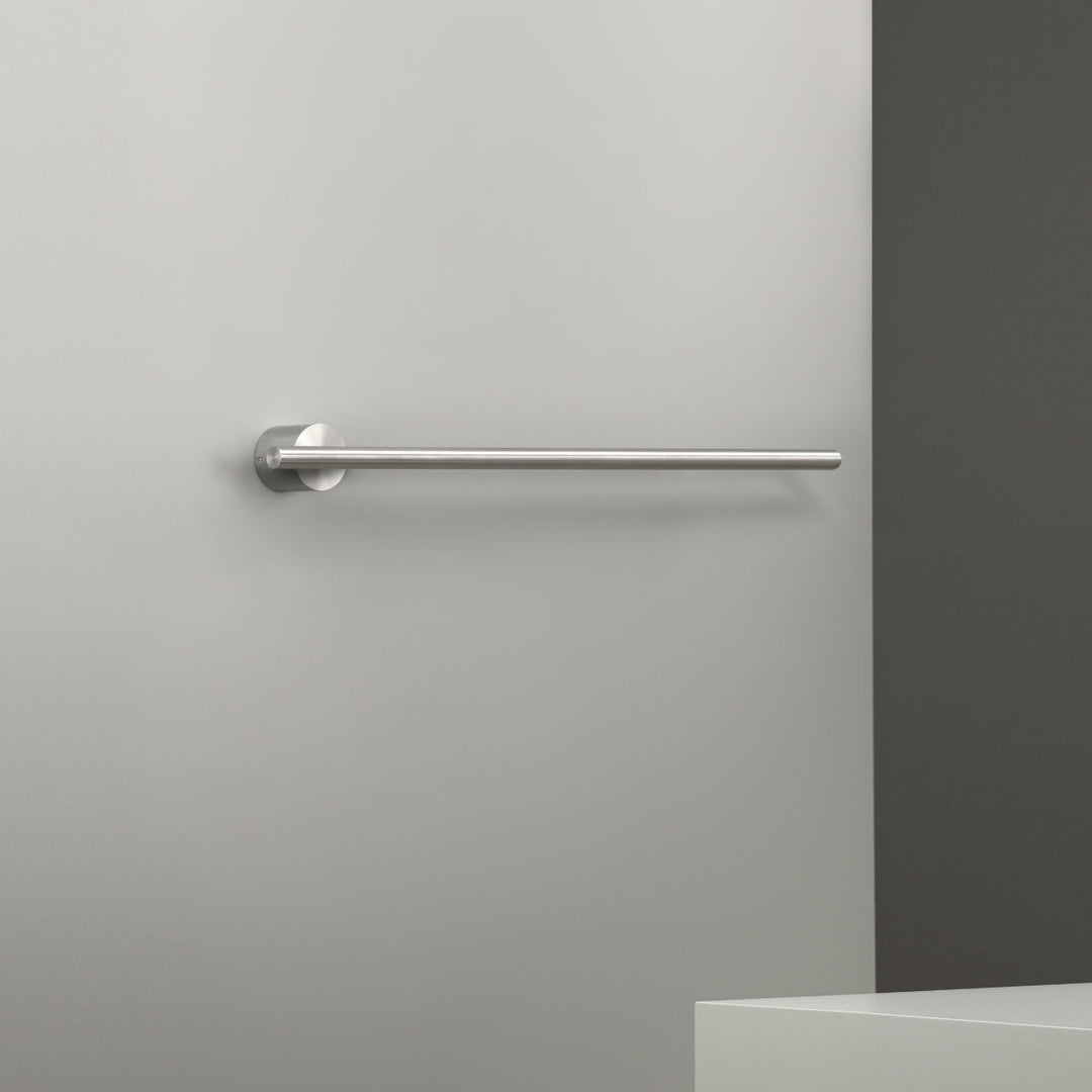 Equilibrio Electric towel warmer L. 580 mm