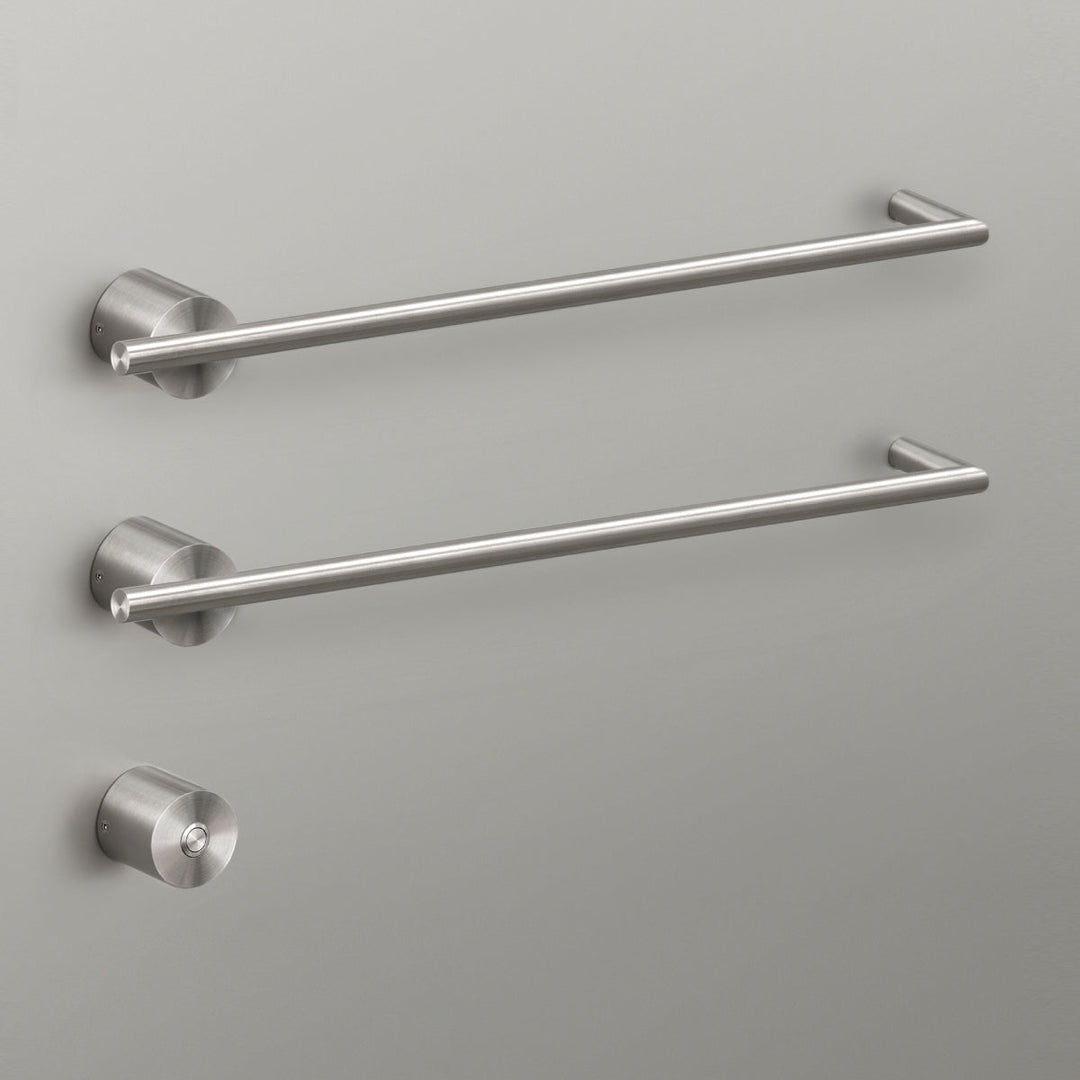 Equilibrio Electric towel warmer L. 580 mm, power button included