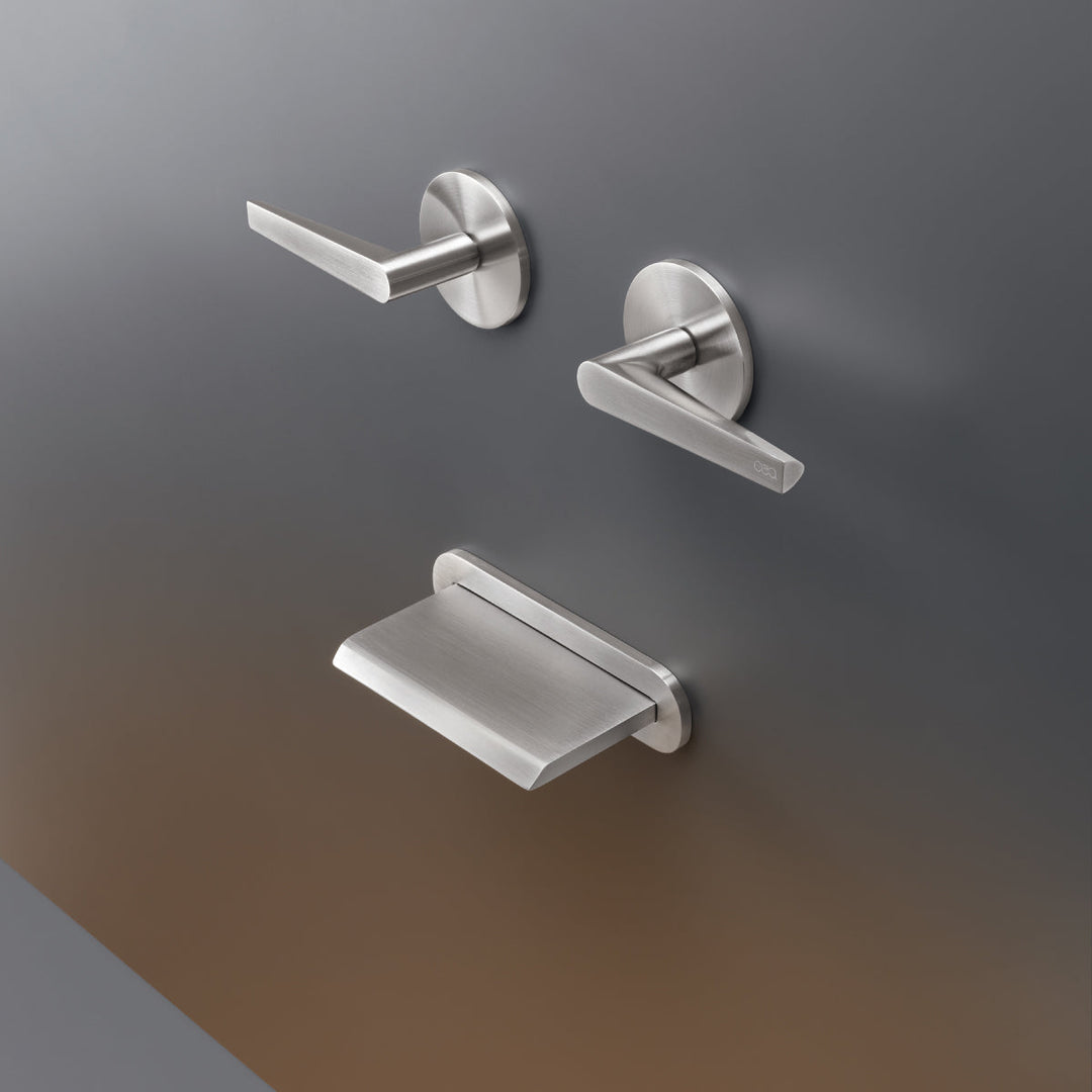 Flag Dual handle mixer for bathtub with waterfall jet L. max. 80 mm