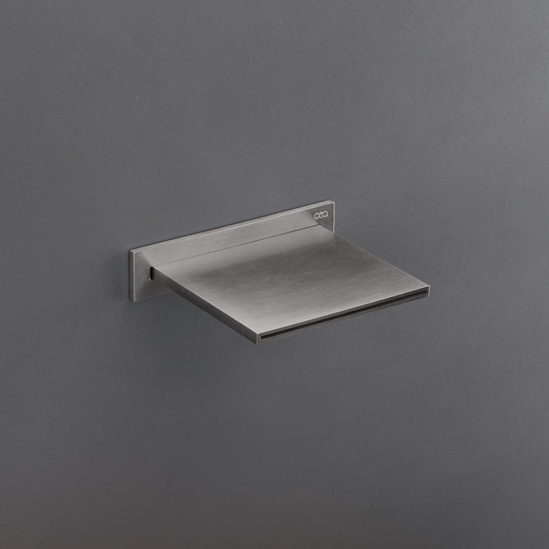 Spouts For Washbasin Bidet High flow waterfall jet