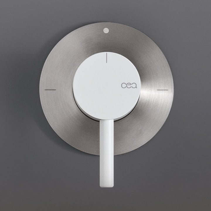 Gastone Wall mounted 2 way diverter