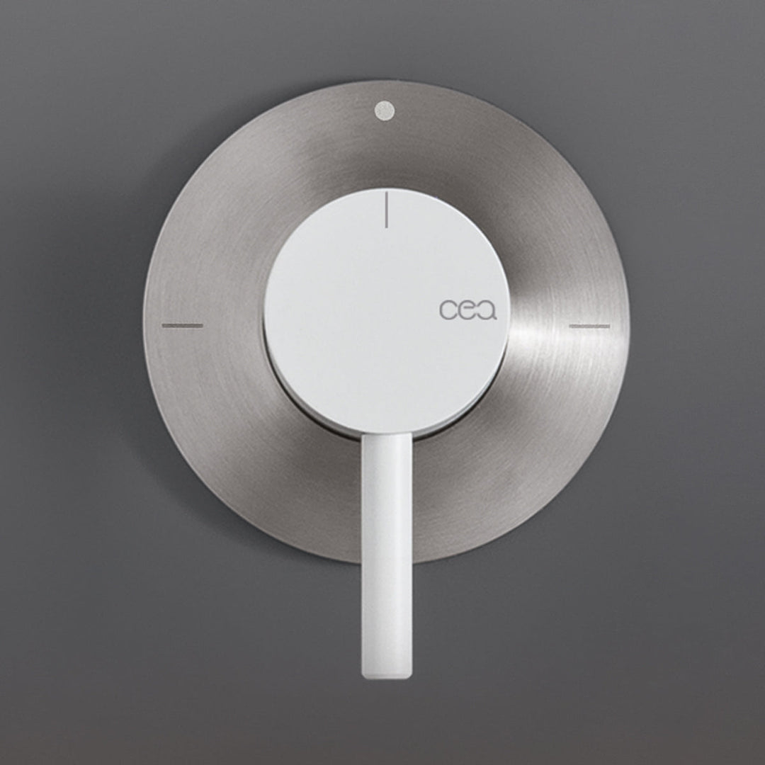 Gastone Wall mounted 2/3 way diverter