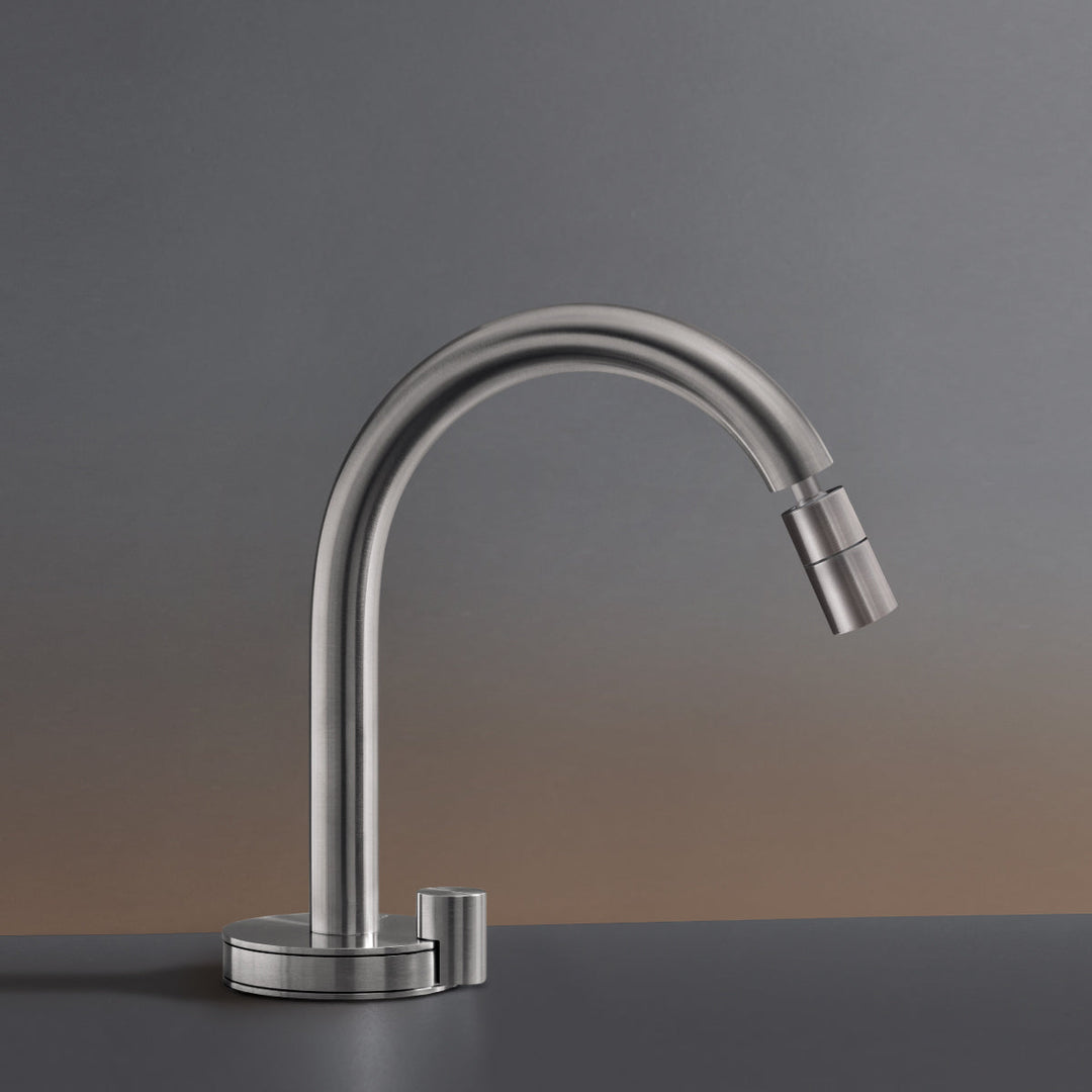 Giotto Deck mounted progressive mixer with adjustable spout H. 175 mm