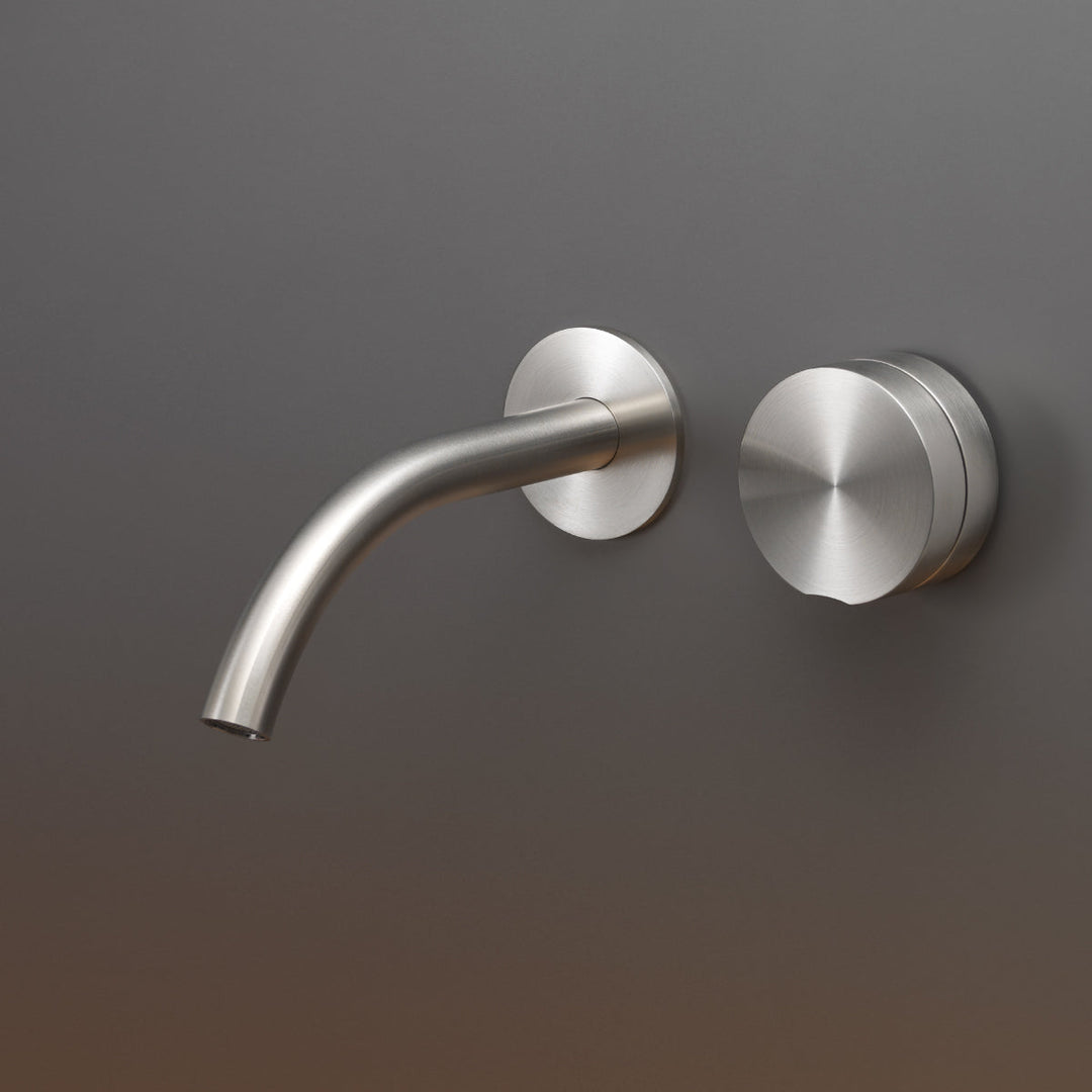 Giotto Plus Wall mounted mixer with spout L. 170 mm