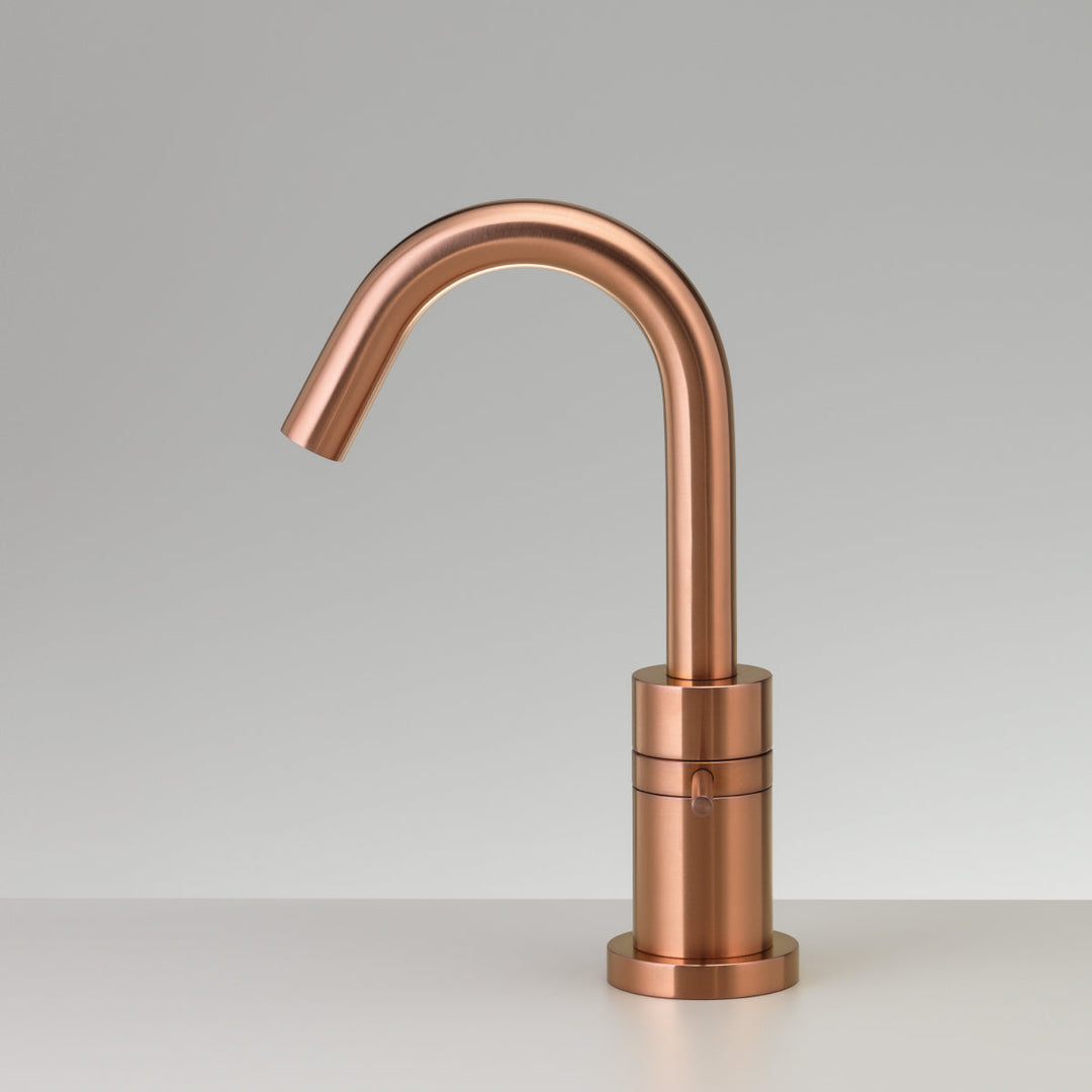 Gradi Deck mounted progressive mixer with swivelling spout H. 225 mm
