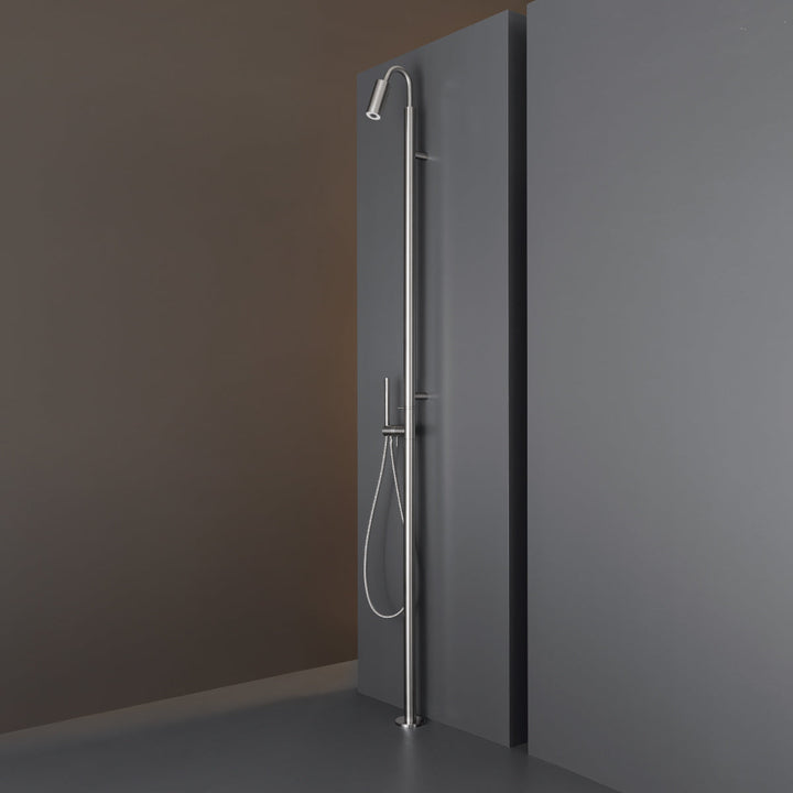 Gradi Free-standing progressive mixer set with conical rain jet H. 2210 mm, wall bracket and cylindrical hand shower Ø 18 mm