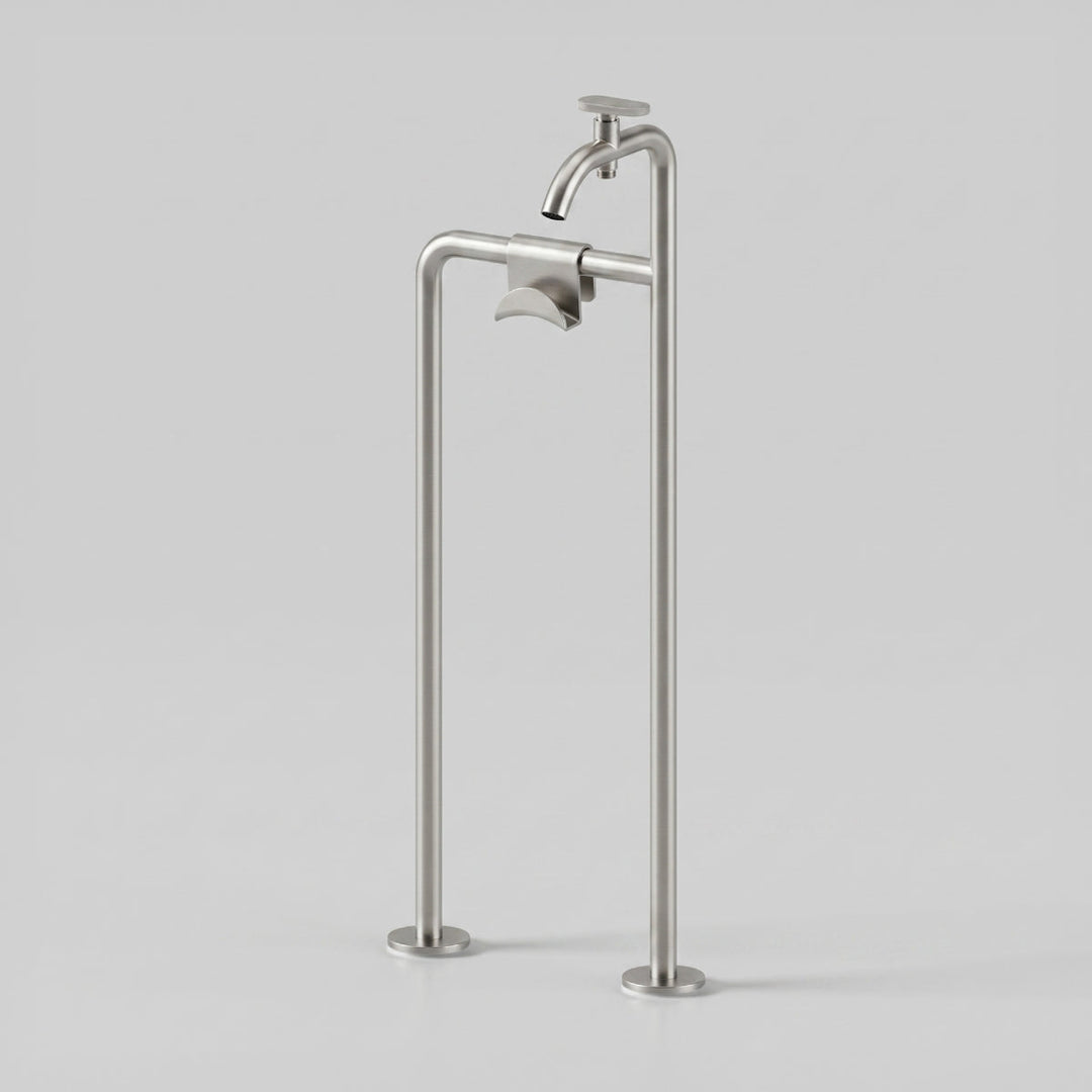 Hook Free-standing cold water tap with spout, garden hose connection and holder support