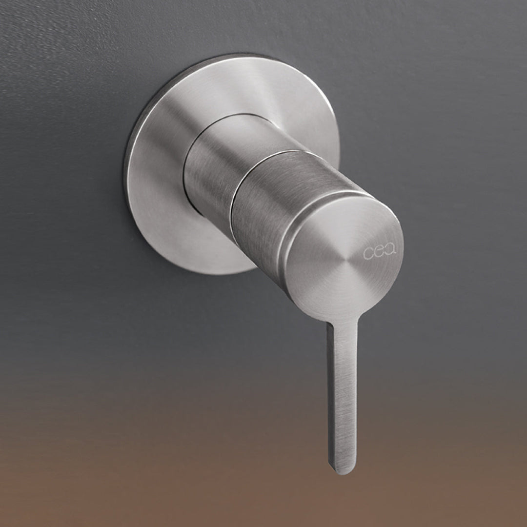 Innovo Wall mounted shut-off valve, cold water