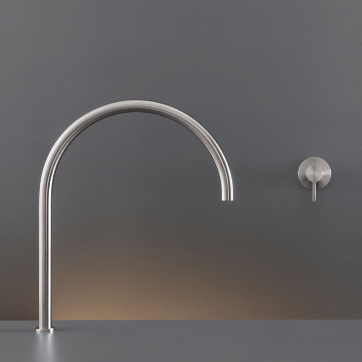 Innovo Wall mounted single handle mixer