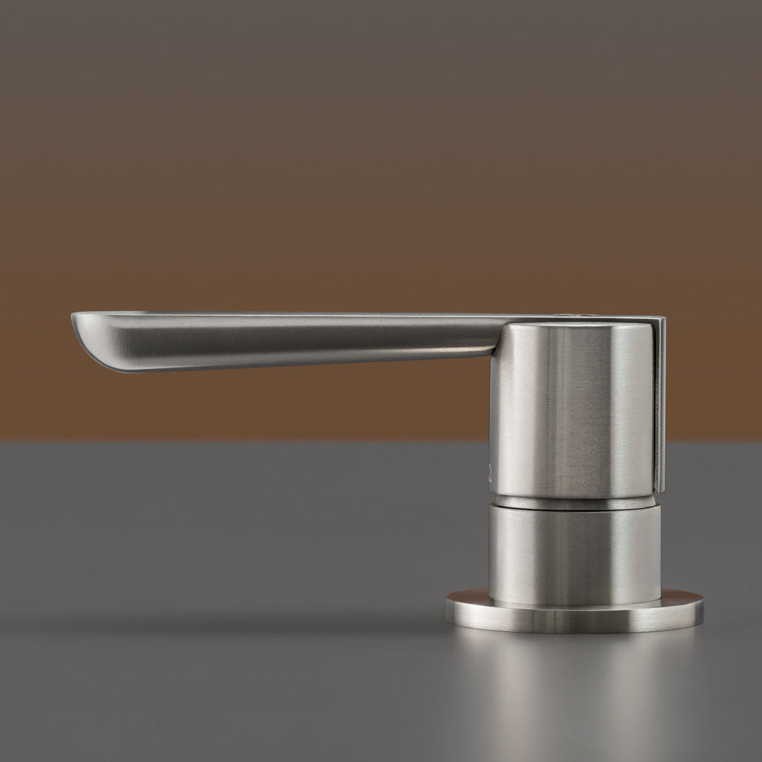 Lutezia Plus Deck mounted single handle mixer