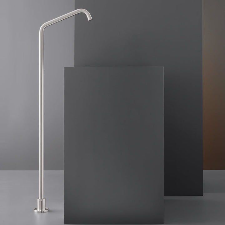 Neutra Spout NEU23 (H. 1115 mm) Taps CEA Design