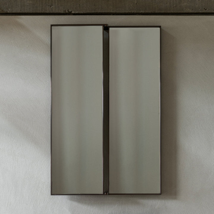 Mirrors Extra clear mirror H. 900 mm with folding opening and marble front