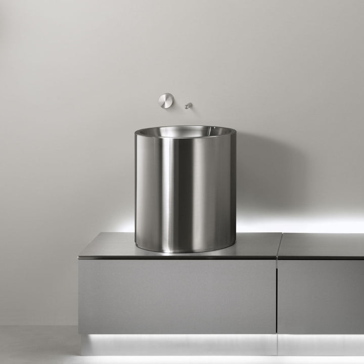 Washbasins Countertop washbasin (Ø 425 mm, H. 470 mm) with overflow and siphoned up & down waste drain completely inspectable Washbasins CEA Design