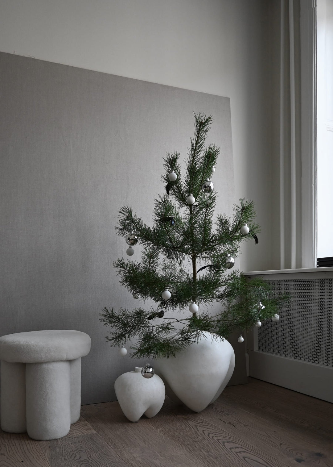 Big Foot Stool - Sheepskin Stool 101 Copenhagen   