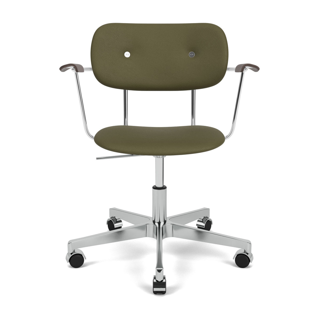 Co Fully Upholstered Task Chair with Armrest Chairs Audo Copenhagen 0441 - Sierra Army Leather / Polished Aluminum with Dark Stained Oak Arm