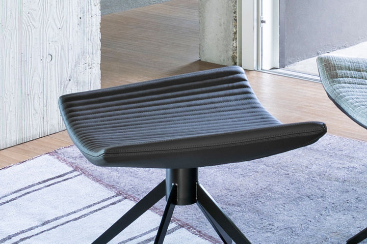 Colibri Footstool Bonaldo
