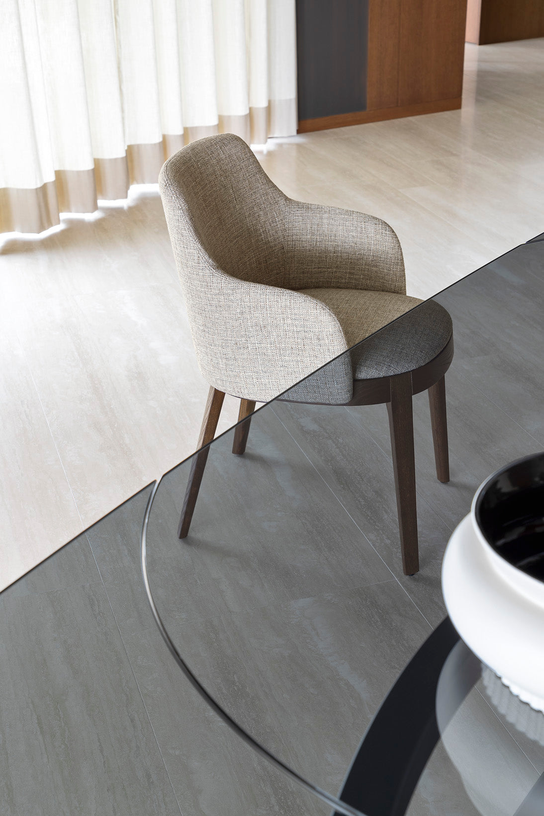 Orbital Curved Extendable Dining Table – Italian Luxury Interiors
