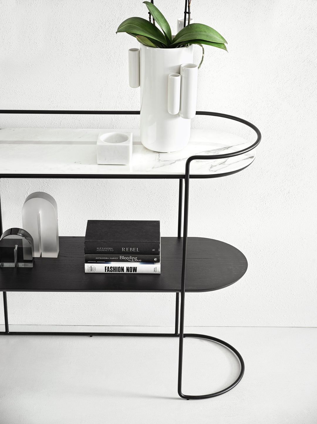 Atollo Console with Elliptical top Table Console Table Calligaris