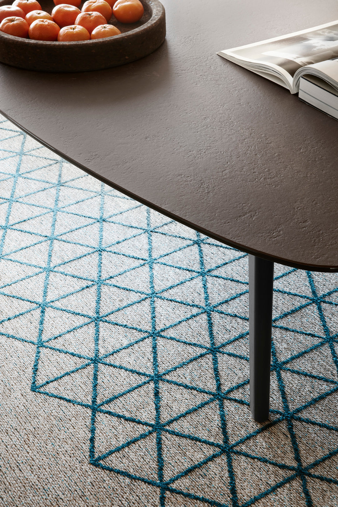 Abrey Elliptical coffee table Coffee Table Calligaris