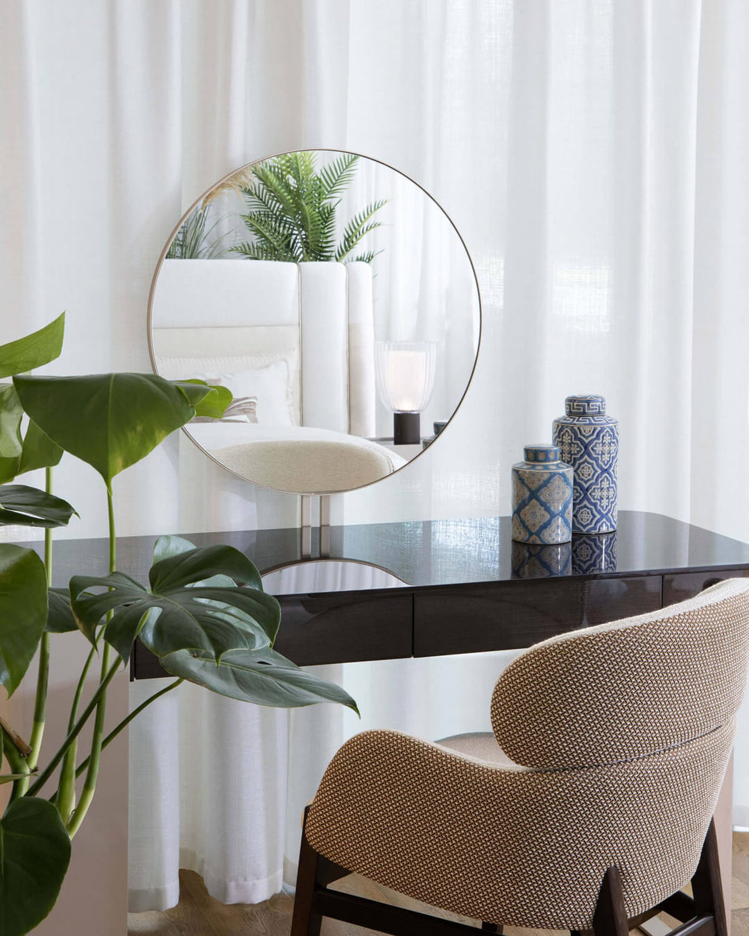 Dafne Armchair Chairs & Armchairs Capital