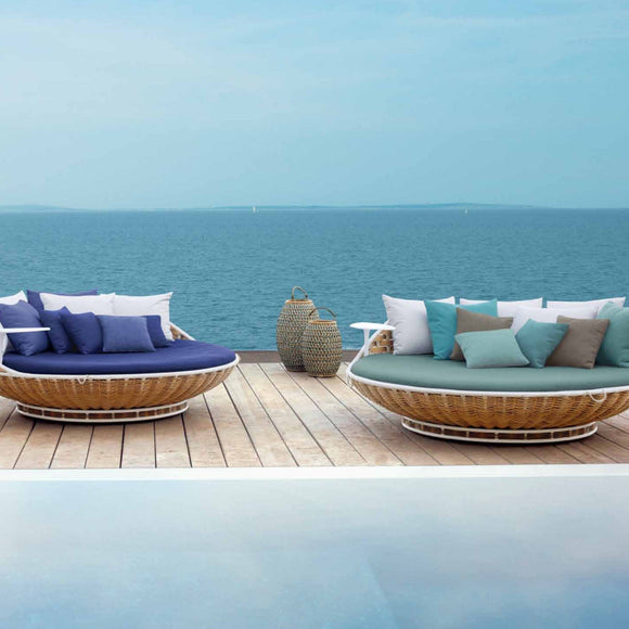 DALA Lantern Candle Holders Dedon