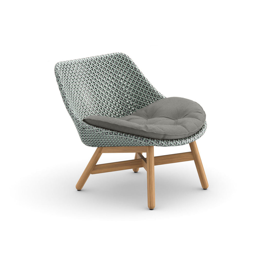 MBRACE Club Chair Outdoor Chairs Dedon 141 Baltic 474 Natura Dark Gray