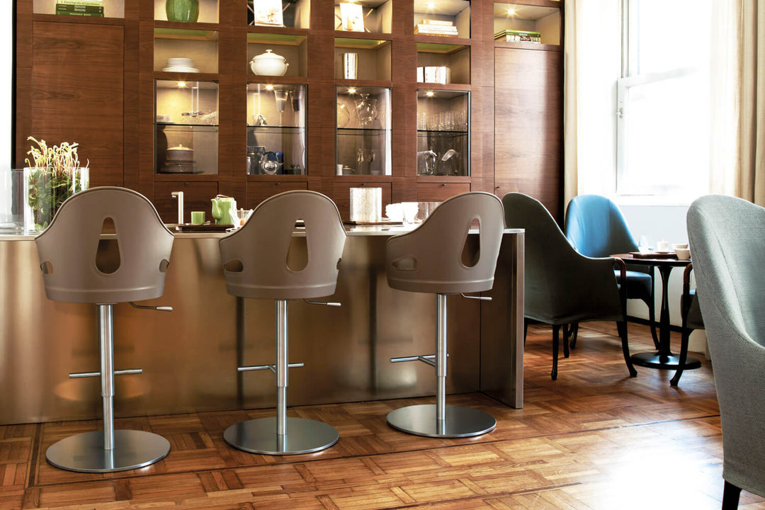 Dora Stool Bar Stools & Counter Stools Giorgetti